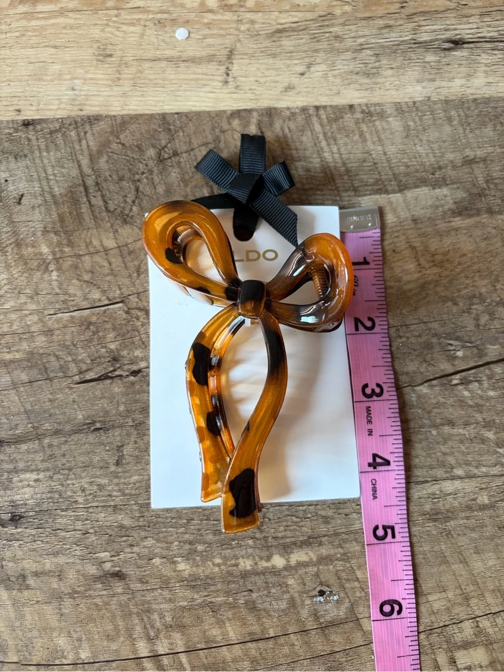 Aldo Tortoise Ribbon Bow Shaped Claw Clip Coquette Girly Clean Girl